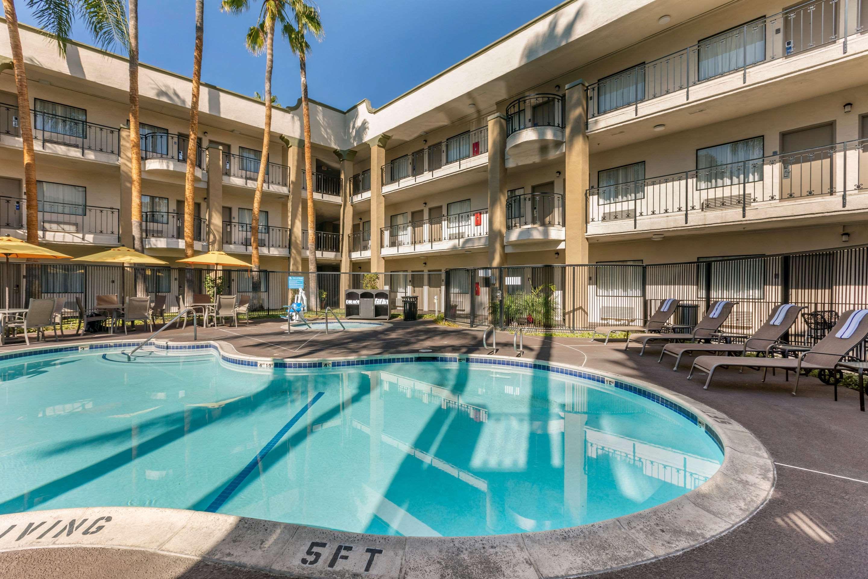 Comfort Inn & Suites Orange County John Wayne Airport Santa Ana Exteriér fotografie