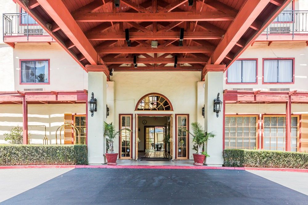 Comfort Inn & Suites Orange County John Wayne Airport Santa Ana Exteriér fotografie
